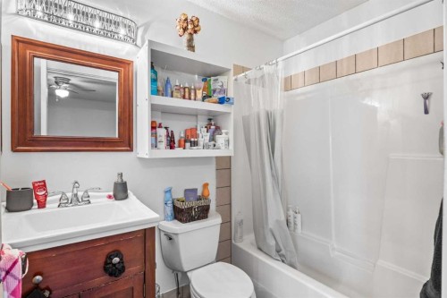 2320 Woodview Drive Sw, Calgary, AB 