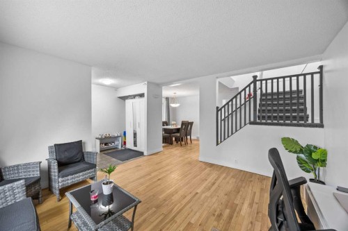 2320 Woodview Drive Sw, Calgary, AB 