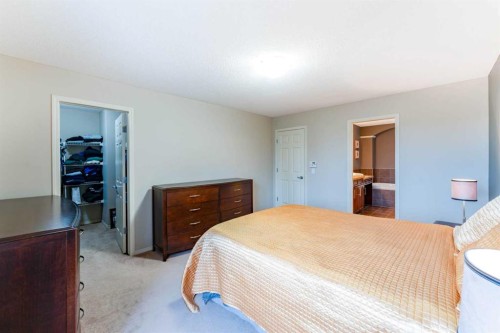 595 Everbrook Way Sw, Calgary, AB 