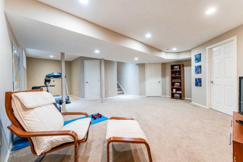 595 Everbrook Way Sw, Calgary, AB 