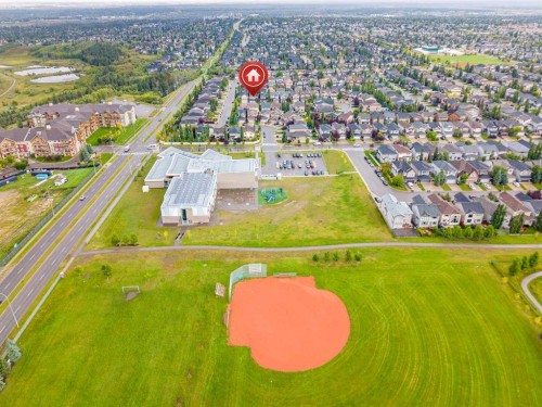 595 Everbrook Way Sw, Calgary, AB 