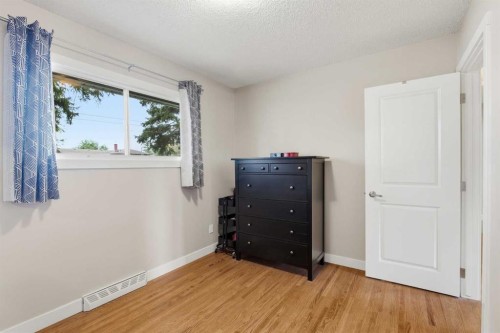 163 Flavelle Road Se, Calgary, AB 