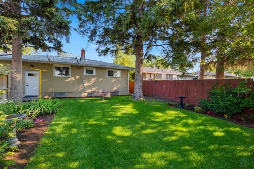 163 Flavelle Road Se, Calgary, AB 