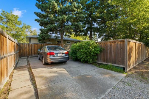 163 Flavelle Road Se, Calgary, AB 