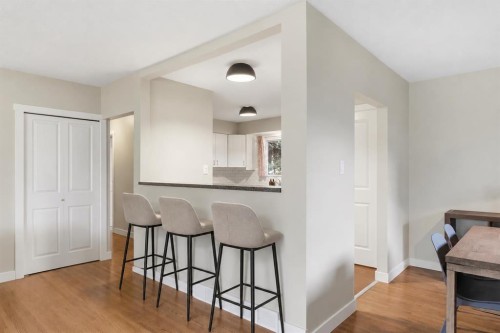 163 Flavelle Road Se, Calgary, AB 