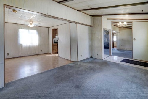 61 Huntstrom Drive Ne, Calgary, AB 