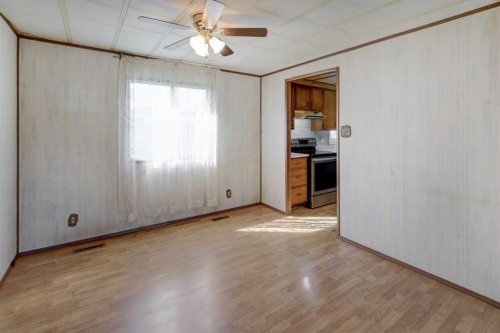 61 Huntstrom Drive Ne, Calgary, AB 