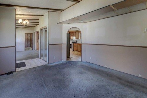 61 Huntstrom Drive Ne, Calgary, AB 