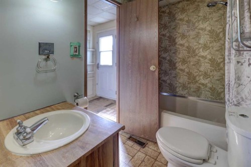 61 Huntstrom Drive Ne, Calgary, AB 