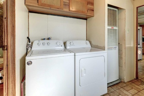 61 Huntstrom Drive Ne, Calgary, AB 