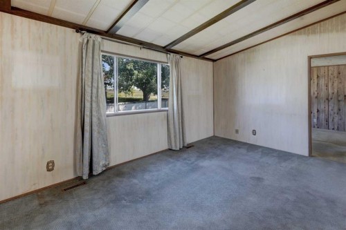 61 Huntstrom Drive Ne, Calgary, AB 