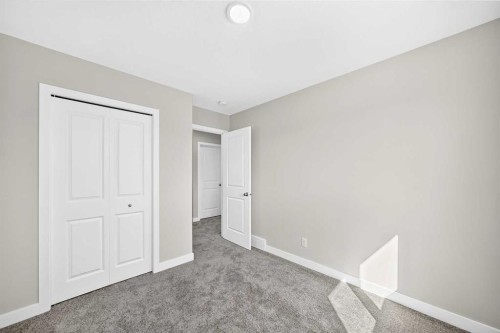 619 Savanna Crescent Ne, Calgary, AB 