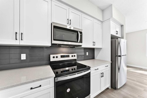 619 Savanna Crescent Ne, Calgary, AB 