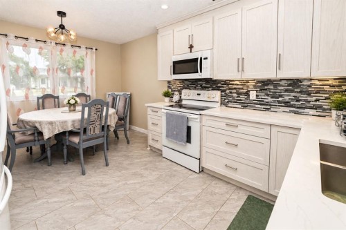 707 Malvern Drive Ne, Calgary, AB 