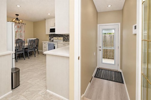 707 Malvern Drive Ne, Calgary, AB 