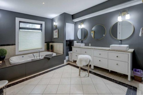 206 Fortress Manor Sw, Calgary, AB 