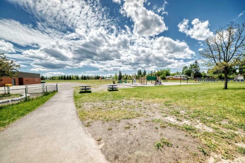6639 19 Street Se, Calgary, AB 