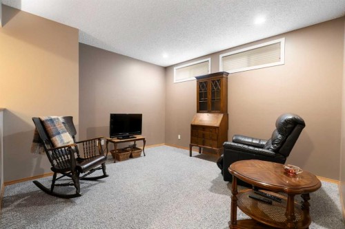 190 Woodpark Circle Sw, Calgary, AB 