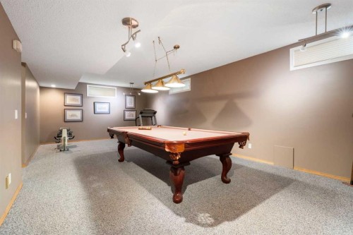 190 Woodpark Circle Sw, Calgary, AB 