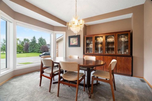190 Woodpark Circle Sw, Calgary, AB 