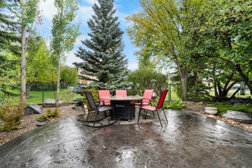 190 Woodpark Circle Sw, Calgary, AB 