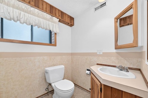 206 Huntham Place Ne, Calgary, AB 