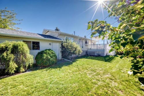 206 Huntham Place Ne, Calgary, AB 