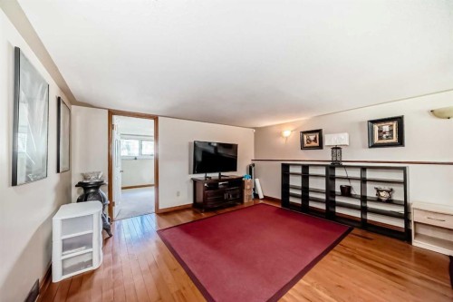 4039 5 Avenue Sw, Calgary, AB 