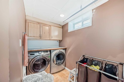 4039 5 Avenue Sw, Calgary, AB 