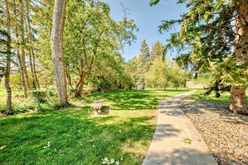 382-8948 Elbow Drive Sw, Calgary, AB 