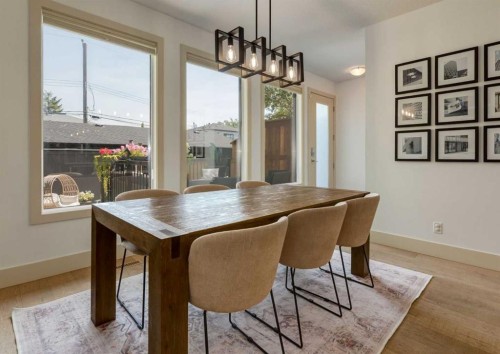 4624 83 Street Nw, Calgary, AB 