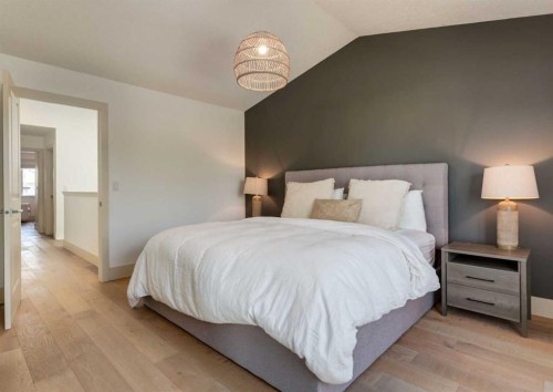 4624 83 Street Nw, Calgary, AB 