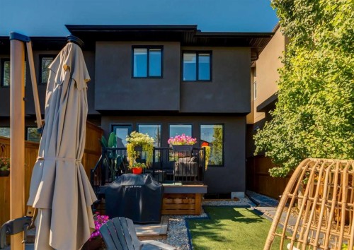 4624 83 Street Nw, Calgary, AB 