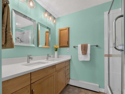 704-1718 14 Avenue Nw, Calgary, AB 