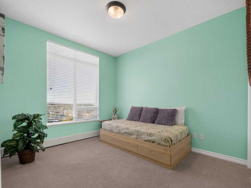 704-1718 14 Avenue Nw, Calgary, AB 