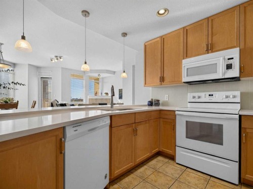 704-1718 14 Avenue Nw, Calgary, AB 