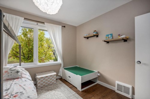 1703 31 Street Sw, Calgary, AB 