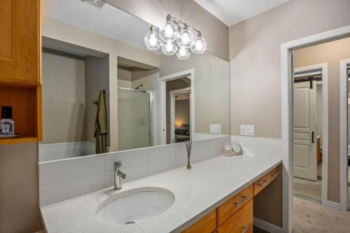 1703 31 Street Sw, Calgary, AB 
