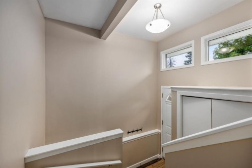 1703 31 Street Sw, Calgary, AB 