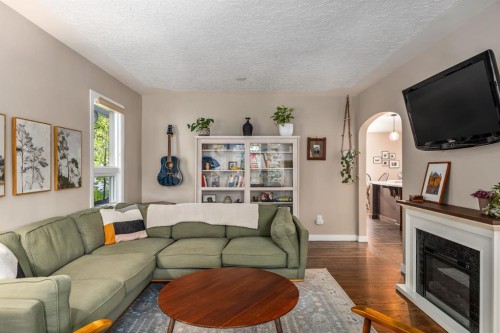 1703 31 Street Sw, Calgary, AB 