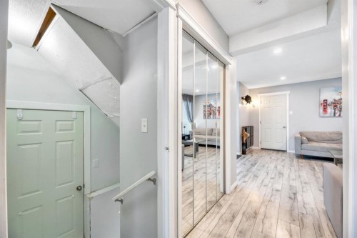 7 San Diego Manor Ne, Calgary, AB 