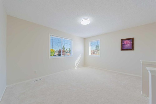 130 Somerglen Way Sw, Calgary, AB 