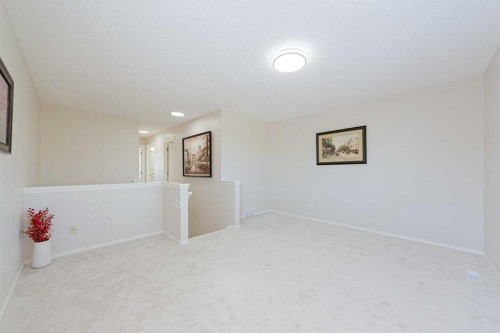130 Somerglen Way Sw, Calgary, AB 