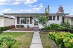 7944 Huntington Road NECalgary, AB T2K 5A3