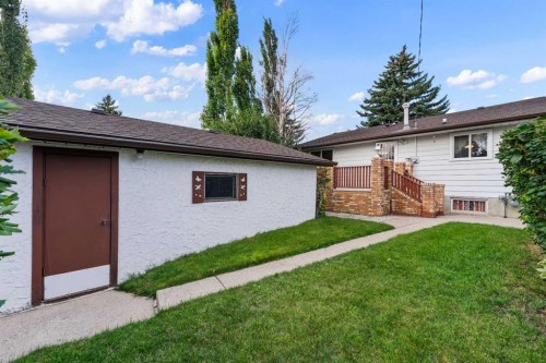 7944 Huntington Road Ne, Calgary, AB 