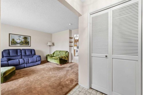 7944 Huntington Road Ne, Calgary, AB 