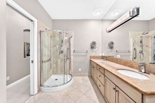 15 Discovery Woods Villas Sw, Calgary, AB 