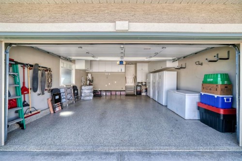 15 Discovery Woods Villas Sw, Calgary, AB 