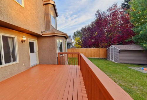 131 Hawkstone Drive Nw, Calgary, AB 