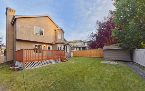 131 Hawkstone Drive Nw, Calgary, AB 